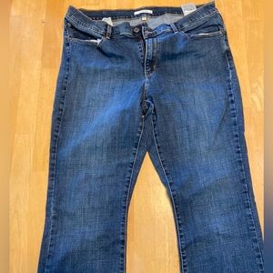 LEVIS classic boot jeans!!